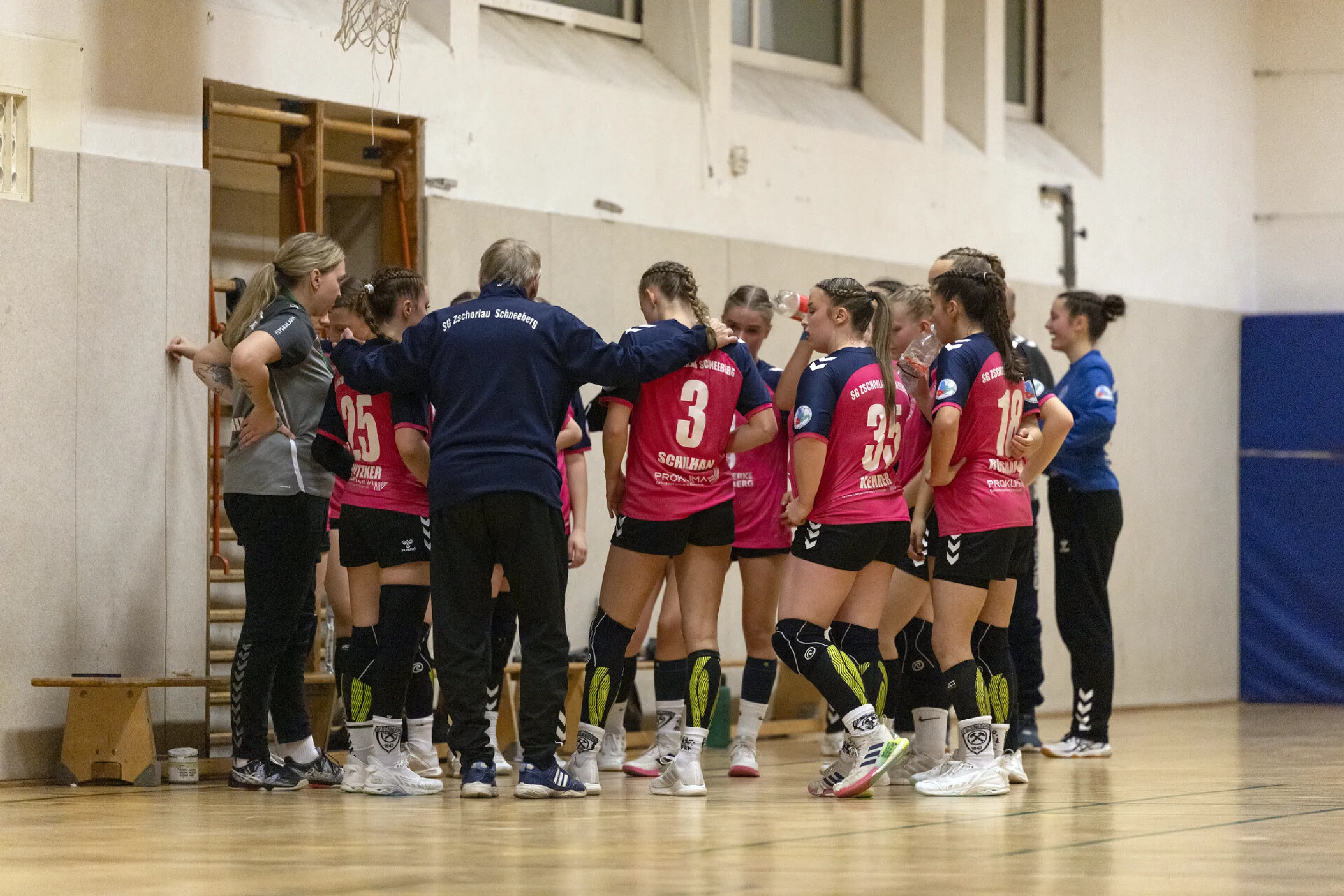 Weihnachtsabschluss mit Heimsieg: Unsere B-Jugend gewinnt Hinrundenfinale gegen den BSV Sachsen Zwickau